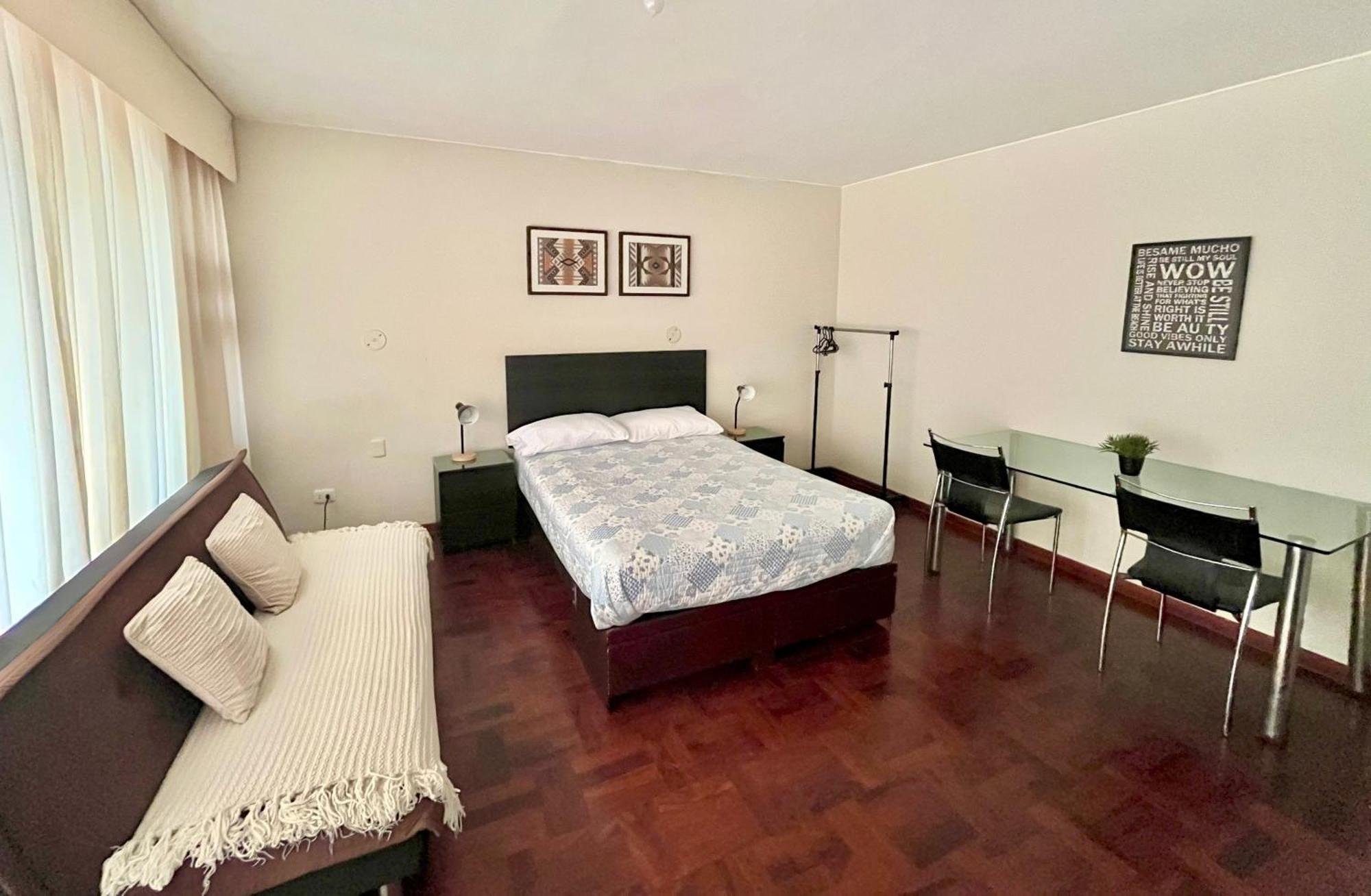 Lima Mini Aparts Monterrico - Cerca Embajada Eeuu Exterior foto